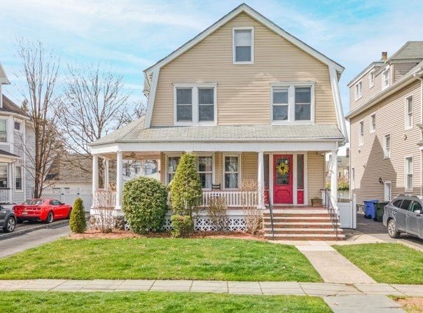 206 Mortimer Ave, Rutherford Boro, NJ 07070-1918