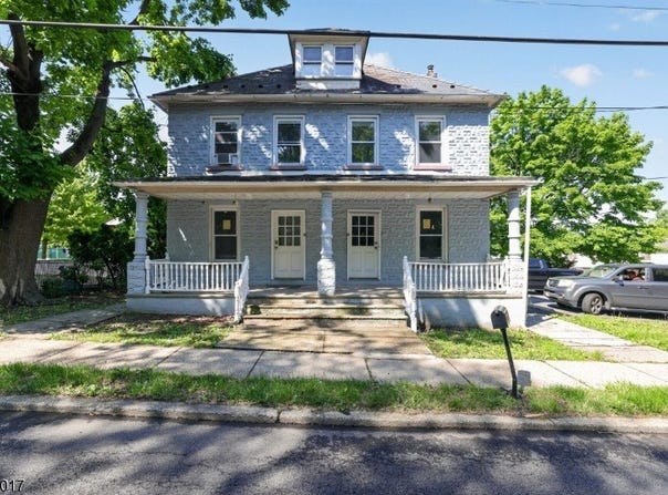 582-584 Roseberry St, Phillipsburg Town, NJ 08865-2670