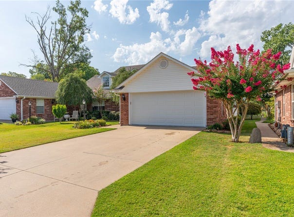12012 Edgewater Road, Fort Smith, AR 72903
