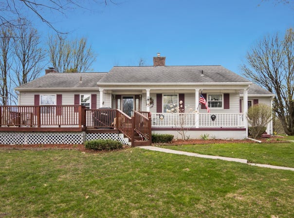8124 Crisp Road, Williamsburg, MI 49690