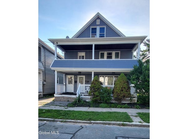 218 Cherry Street, Schenectady, NY 12306