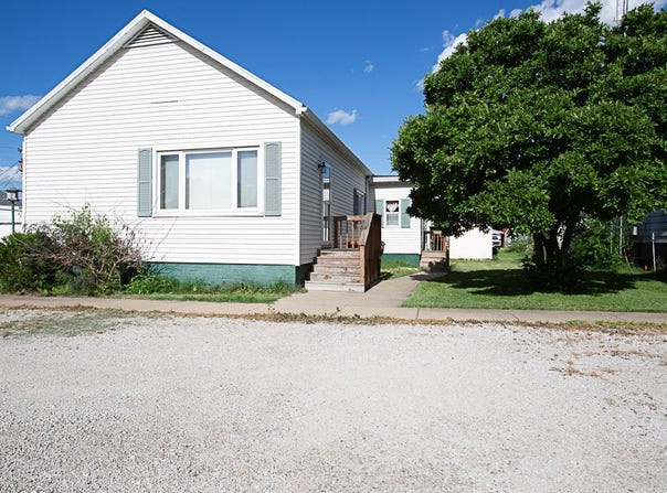 122 S Cedar Street, Toluca, IL 61369