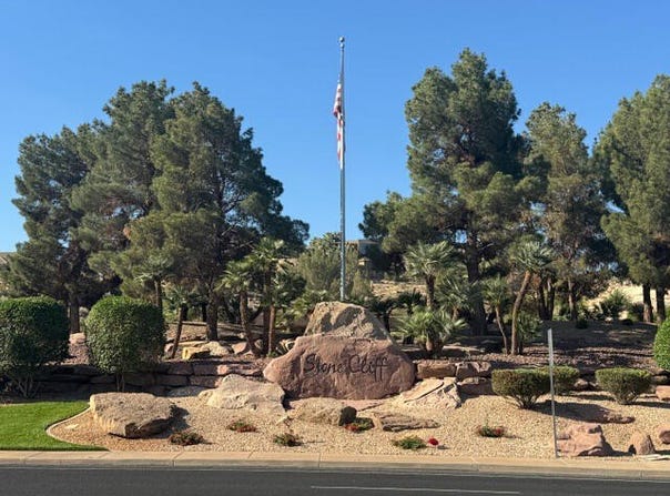 1016 S Pinnacle Dr, St George, UT 84790