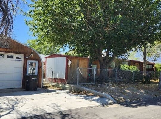 306 S Jackson St, Independence, CA 93526