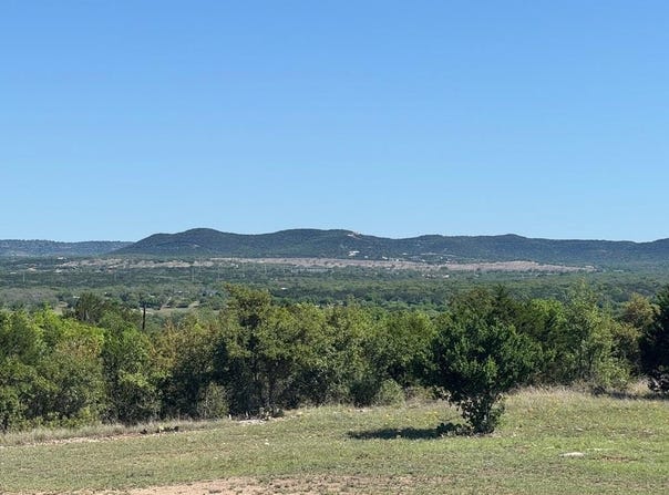 2485 Bump Gate Rd., Pipe Creek, TX 78063
