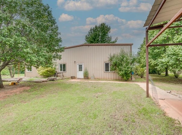 331743 E 1020 Road, Harrah, OK 73045