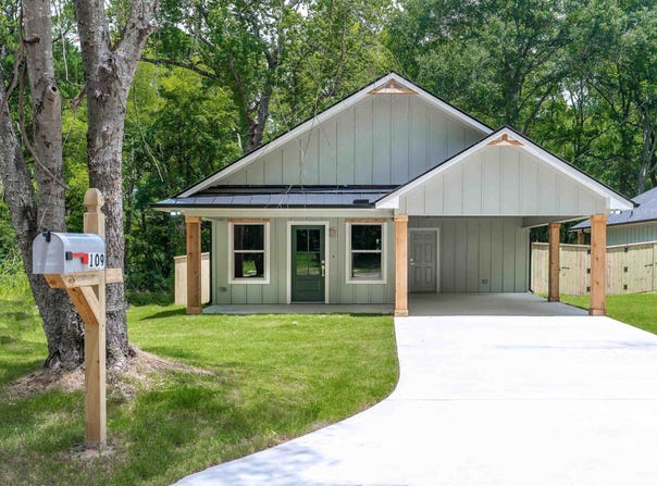 109 Garrett Street, Longview, TX 75602