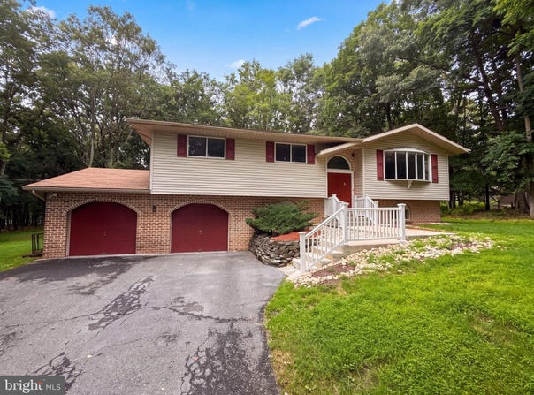 277 APACHE Drive, EFFORT, PA 18330