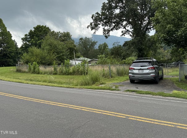 3936 E Stone Gap Road, Big Stone Gap, VA 24219