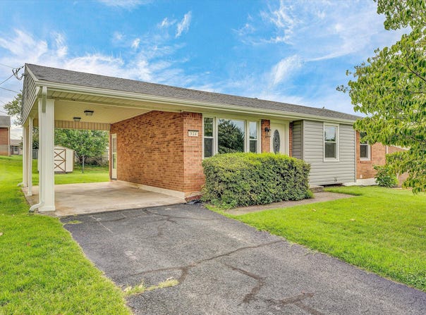 924 Ingleside Ln, Salem, VA 24153