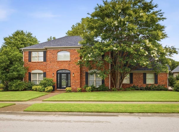 2731 Hillbrooke Pkwy, Owensboro, KY 42303