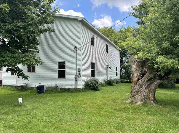 8611 S Wise Road, Shepherd, MI 48883