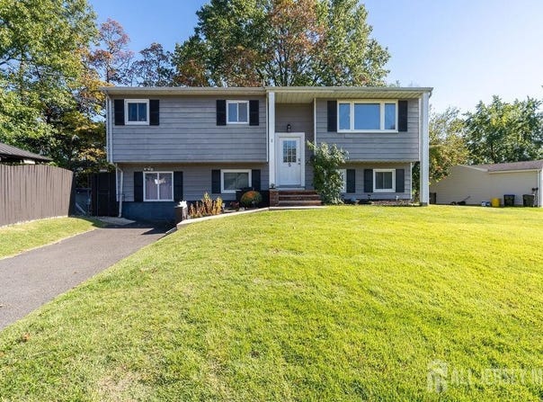 5 Stanley Road, East Brunswick, NJ 08816