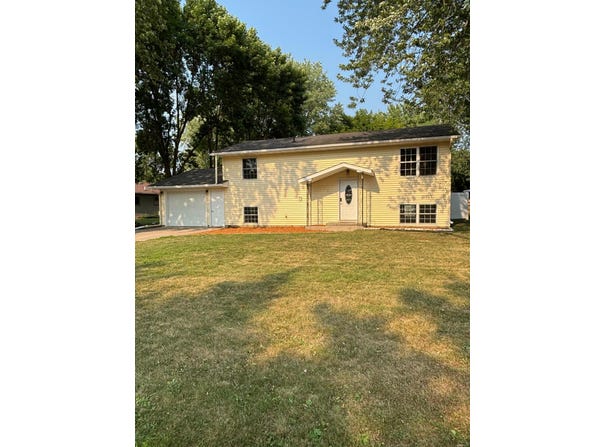 233 Maple Drive, Foley, MN 56329