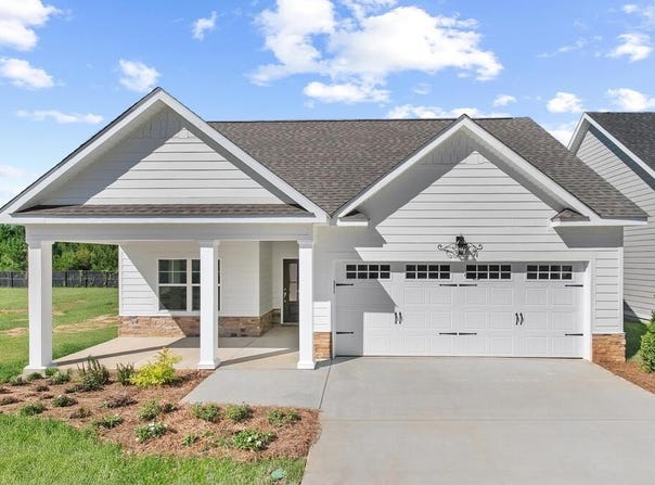 109 Yorkhill, Dothan, AL 36305