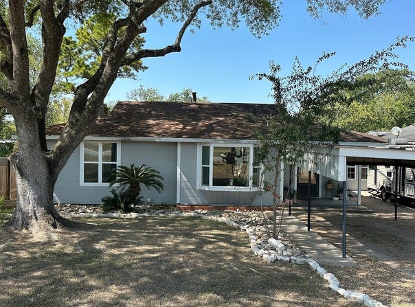 414 Ellinger Road, La Grange, TX 78945