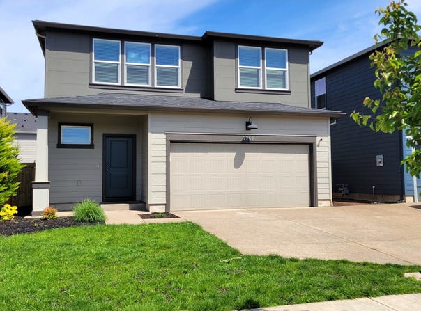 2960 V St, Springfield, OR 97477
