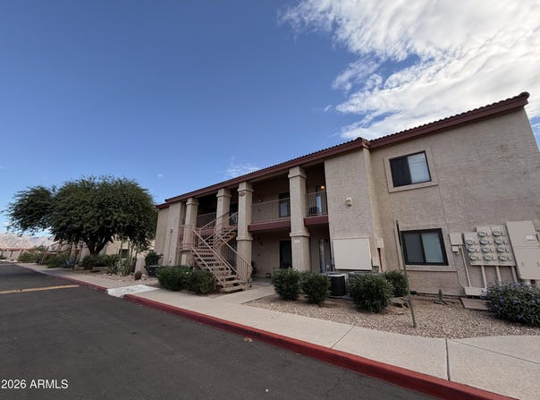1440 N IDAHO Road, Apache Junction, AZ 85119