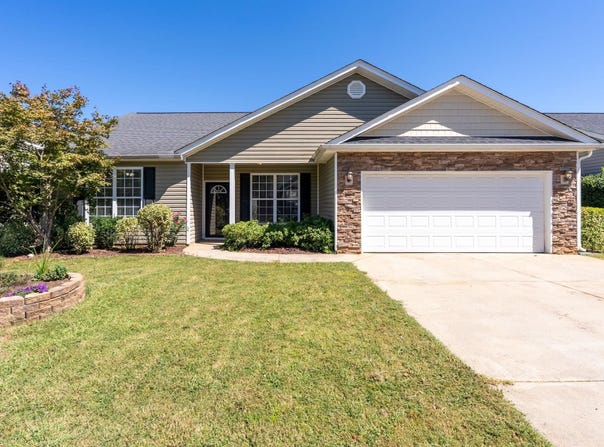 9 Tack Lane, Greer, SC 29650