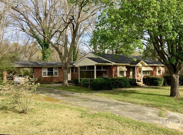 67 Lakeview Drive, Sparta, GA 31087