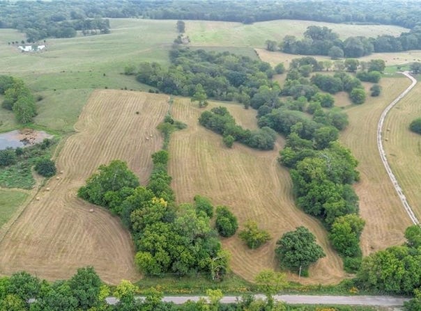 Jones Lane, Polo, MO 64671