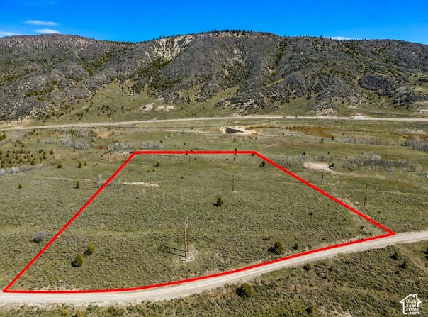 23047 E DEER VALLEY DR, Spanish Fork, UT 84660