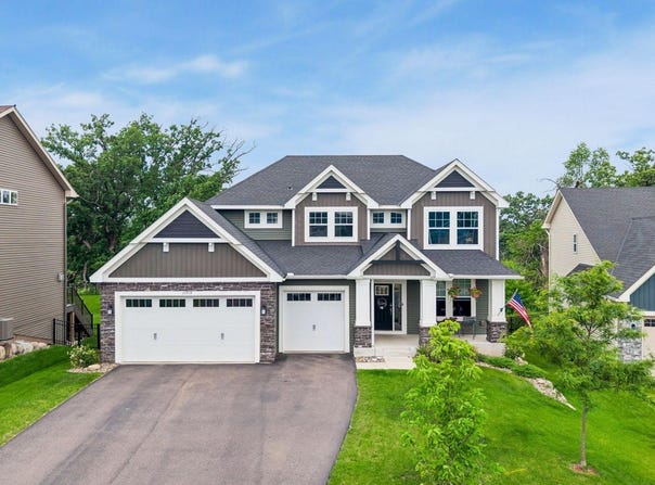 12919 Amiens Circle, Rosemount, MN 55068