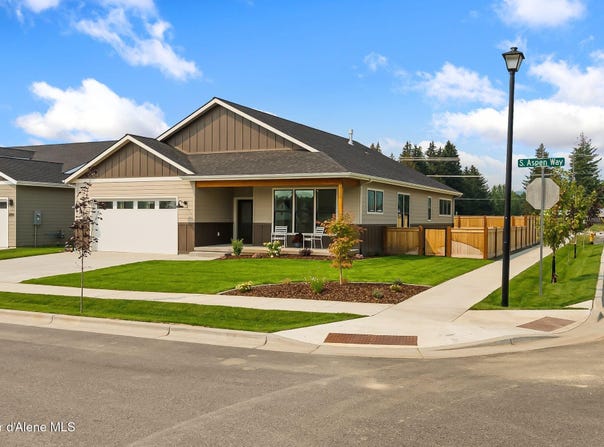 2113 S Aspen Way, Sandpoint, ID 83864