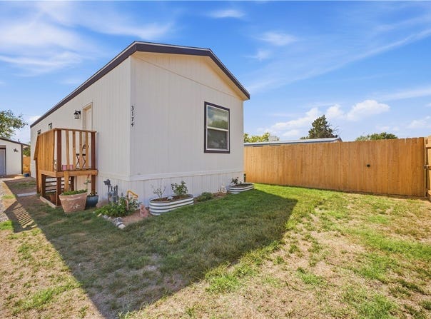 3174 E Snavely Avenue, Kingman, AZ 86409