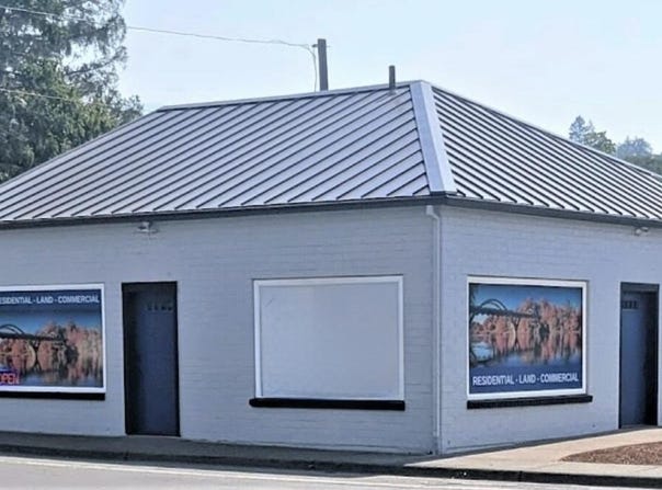 101 E Park Street, Grants Pass, OR 97527