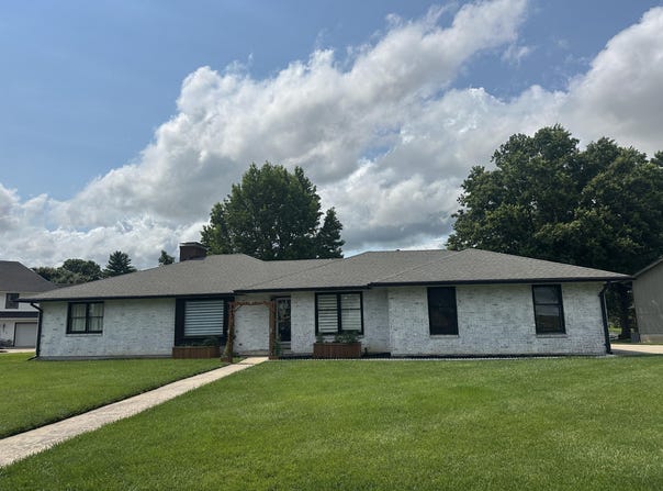 651 Lake Dr, Marshall, MO 65340
