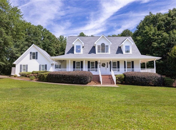 105 Planters Drive, Seneca, SC 29678