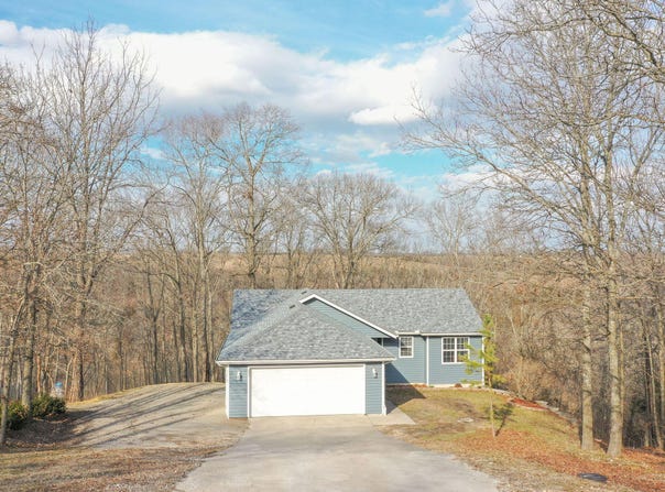 292 Canopy Drive, Spokane, MO 65754