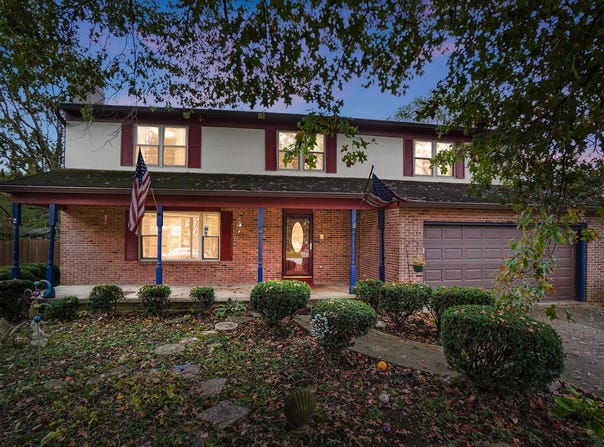 320 Briarwood Drive, Columbus, OH 43213