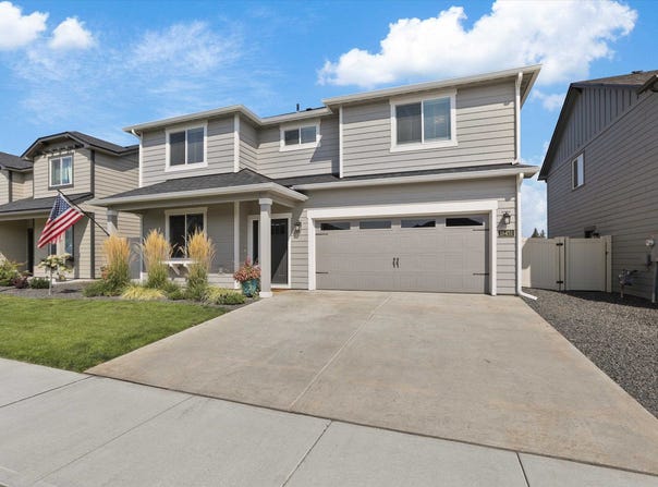 18451 E 17th Ave, Greenacres, WA 99016