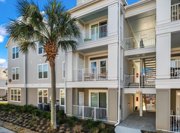 130 River Landing Drive, Daniel Island, SC 29492