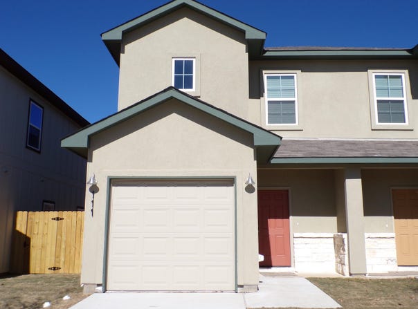 111 Peruna, Marble Falls, TX 78654