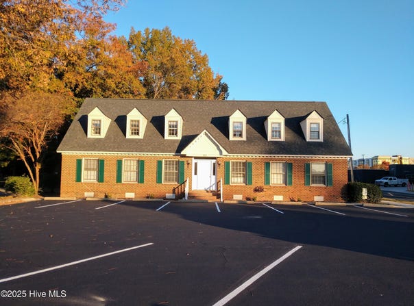 823 Evans Street, Greenville, NC 27834