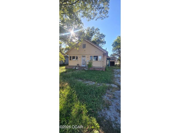 923 N Oak Street, Nevada, MO 64772