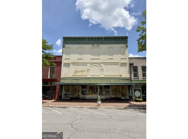 15 East Square, Washington, GA 30673