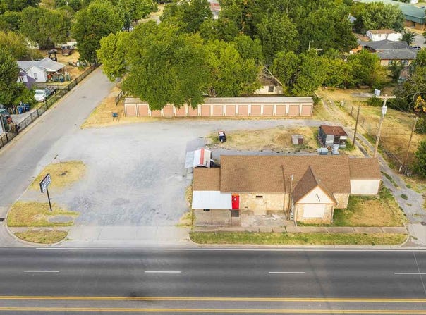 614 S Mission Rd, Anadarko, OK 73005