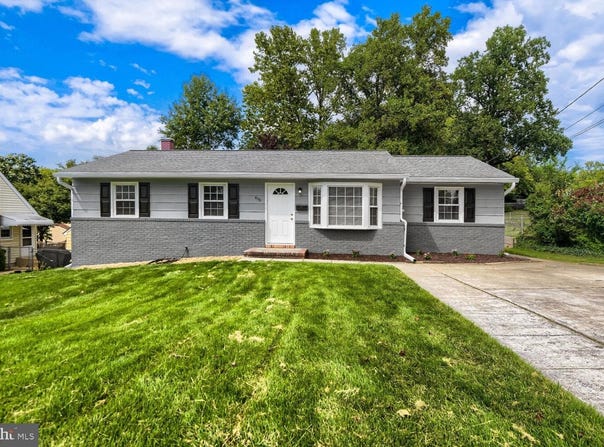696 W MAPLE Road, LINTHICUM HEIGHTS, MD 21090