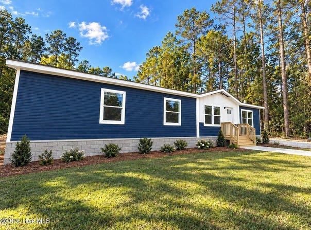 3864 Tooge Hayes Rd., Mullins, SC 29574