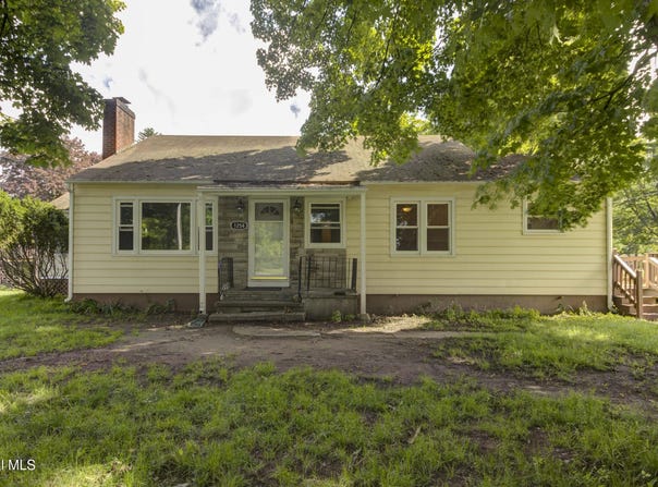 1254 Spring Avenue, Wynantskill, NY 12198