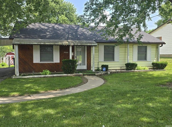 3225 S Curfman Road, Marion, IN 46953-3831