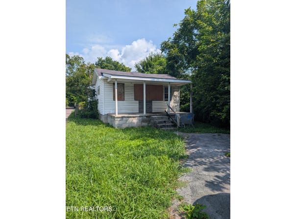 110 Danbury Ave, Middlesboro, KY 40965