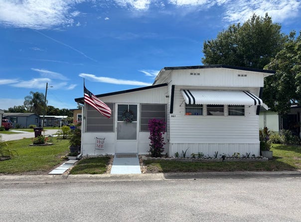 901 Sherwood Ave, ST Cloud, FL 34769