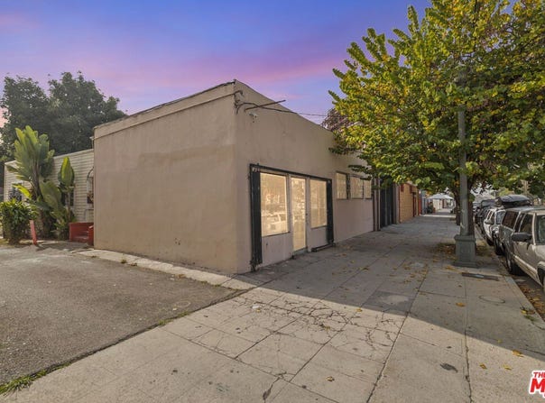 1814 N Broadway, Los Angeles, CA 90031