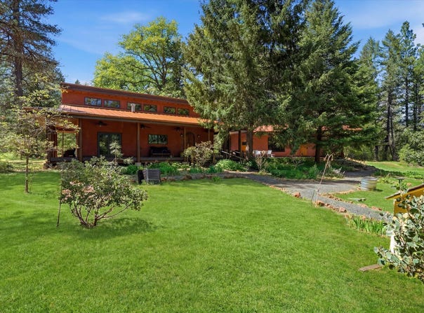 422 Onion Mountain Road, Wilderville, OR 97543
