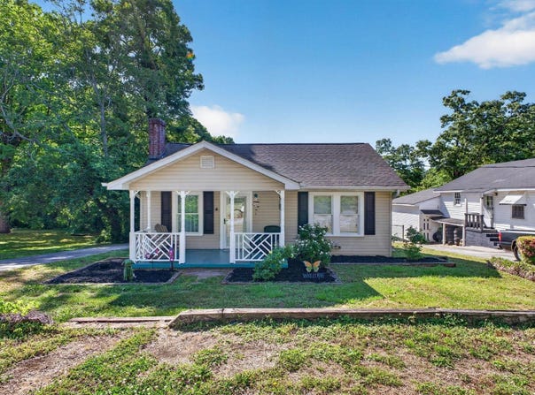 104 Buddin Street, Easley, SC 29640